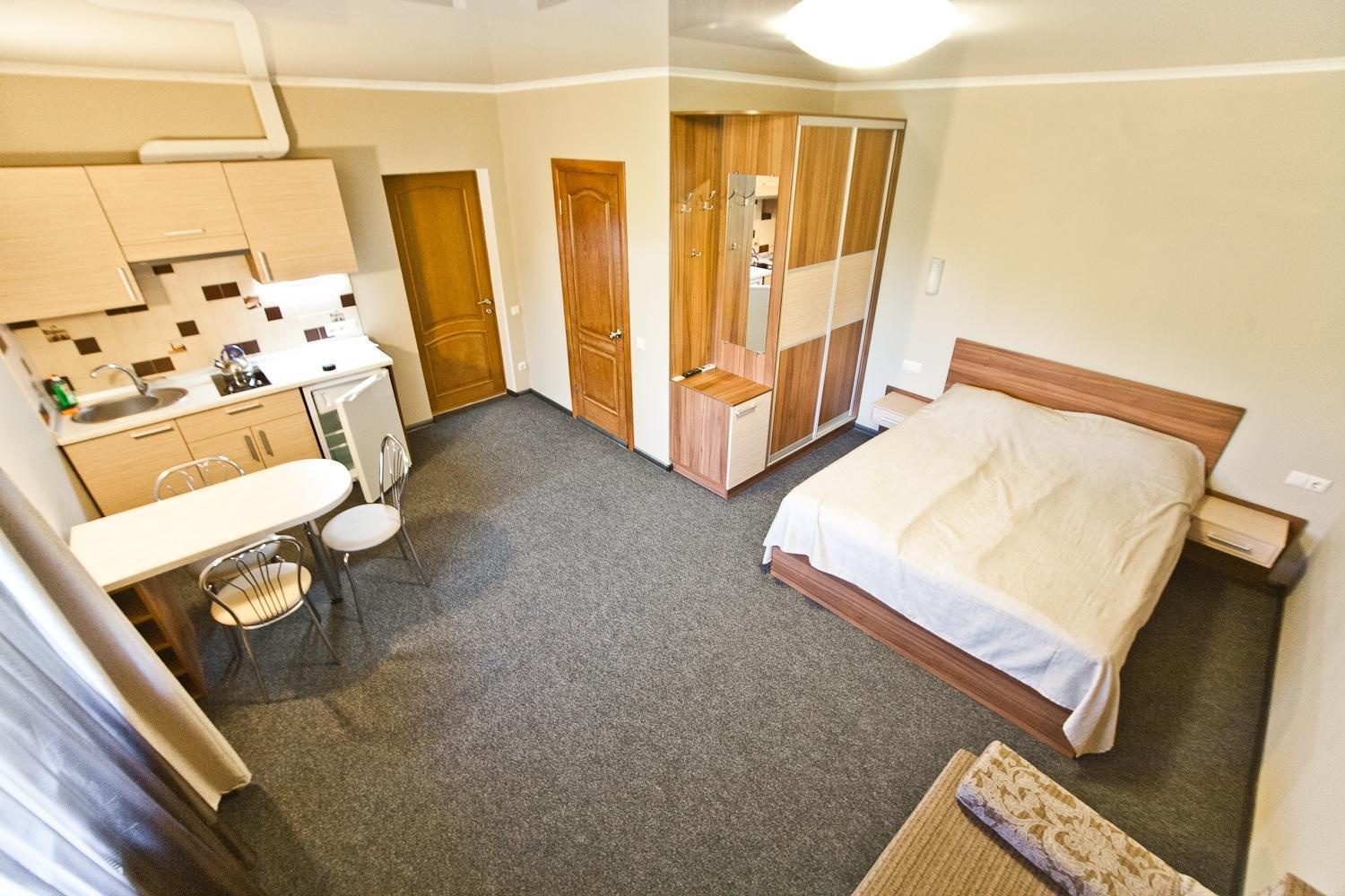 Yuzhniy Dvorik Aparthotel Oldenburg Bagian luar foto